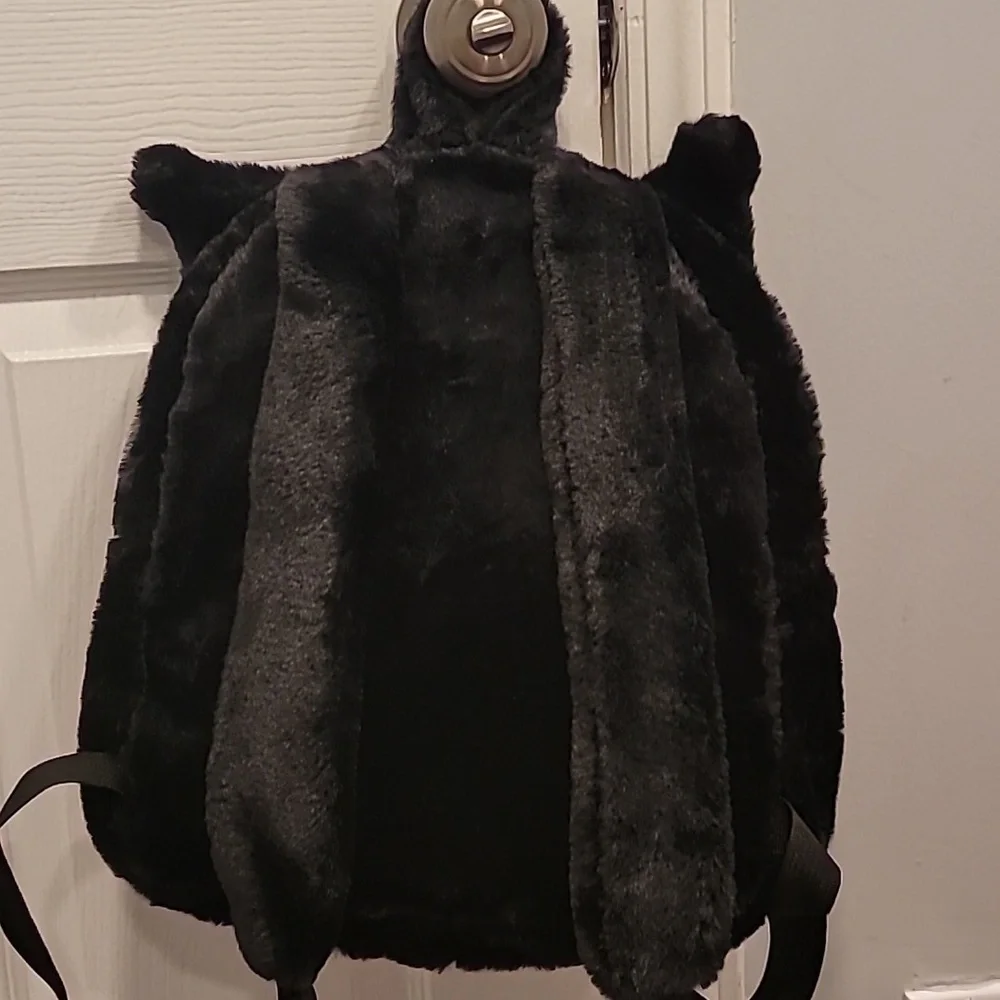 Kuromi fuzzy backpack NIP - Picture 8 of 11